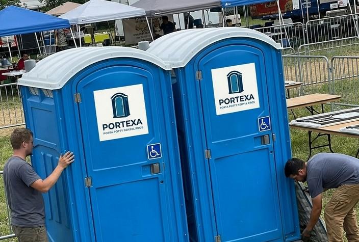 Porta potty rental units in Dallas ready for delivery